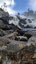 Wanderung zum Kjemåfossen Waterfall